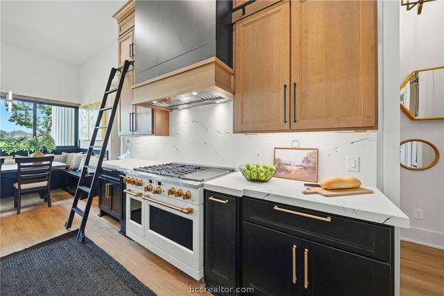 3717 Cooper Ct, College Station, TX 77845