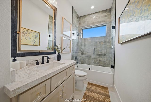 3717 Cooper Ct, College Station, TX 77845