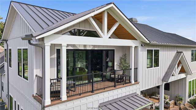 3717 Cooper Ct, College Station, TX 77845