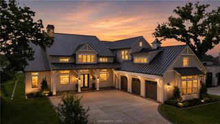 3717 Cooper Ct, College Station, TX 77845