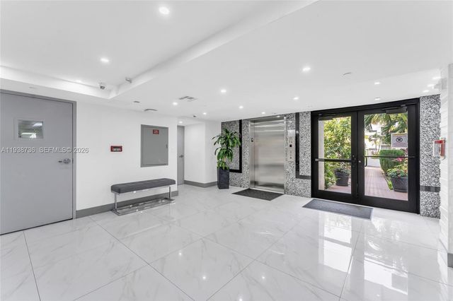 16919 N Bay Road 118, Sunny Isles Beach, FL 33160