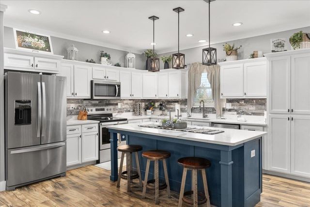845 FORREST DR, Stanley, VA 22851
