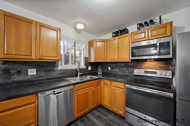 4729 LINDEN WY, Cheyenne, WY 82009