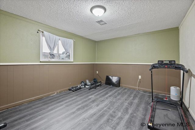 4729 LINDEN WY, Cheyenne, WY 82009