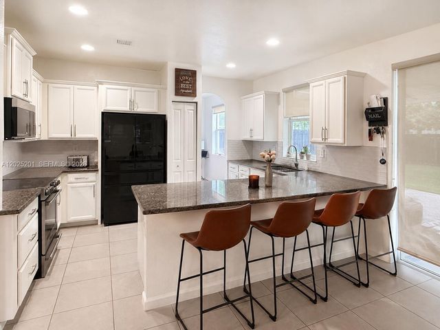 25061 SW 118th Ct 0, Homestead, FL 33032