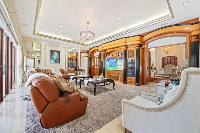 7701 Old Cutler Rd, Coral Gables, FL 33143
