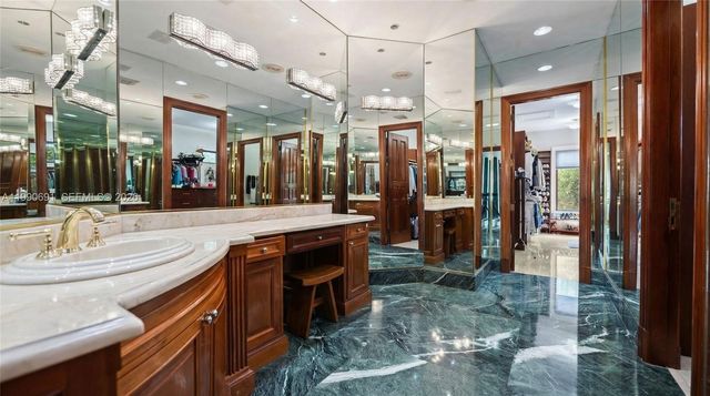 7701 Old Cutler Rd, Coral Gables, FL 33143