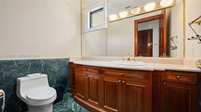 7701 Old Cutler Rd, Coral Gables, FL 33143
