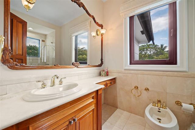 7701 Old Cutler Rd, Coral Gables, FL 33143