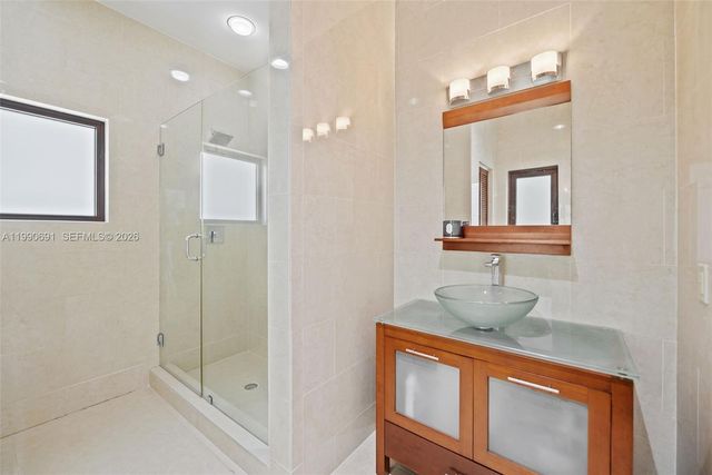 7701 Old Cutler Rd, Coral Gables, FL 33143