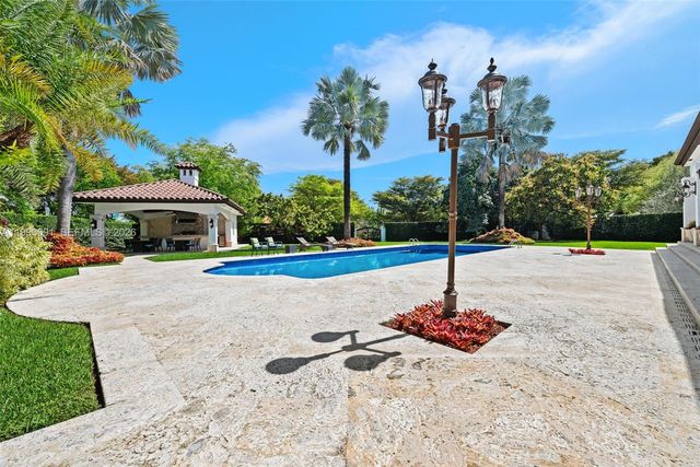 7701 Old Cutler Rd, Coral Gables, FL 33143