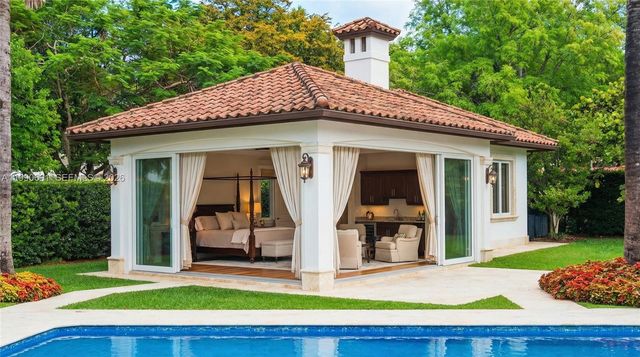 7701 Old Cutler Rd, Coral Gables, FL 33143