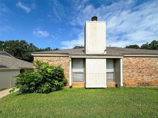 2514 Windy Pine Lane 2514, Arlington, TX 76015