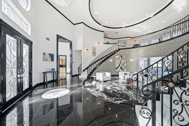 1907 Ray Shell Court, Seabrook, TX 77586