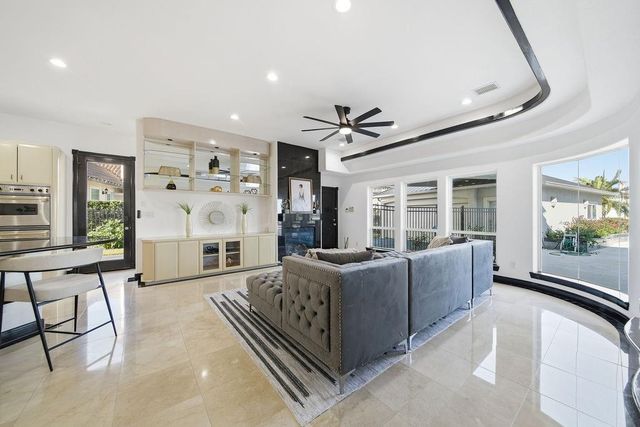 1907 Ray Shell Court, Seabrook, TX 77586