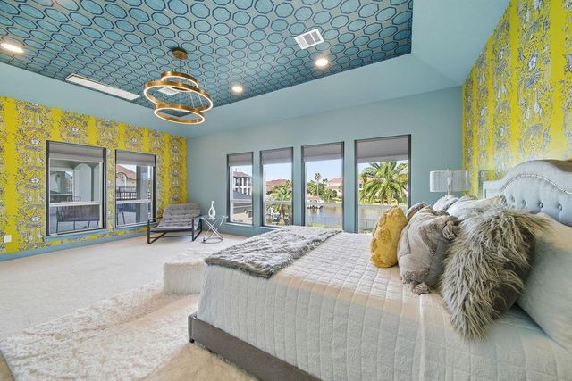 1907 Ray Shell Court, Seabrook, TX 77586