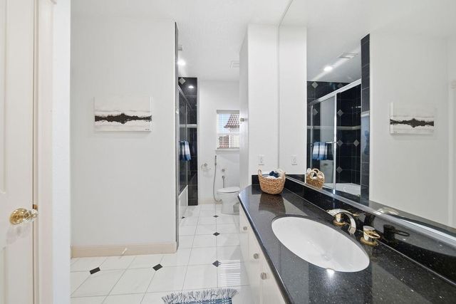 1907 Ray Shell Court, Seabrook, TX 77586