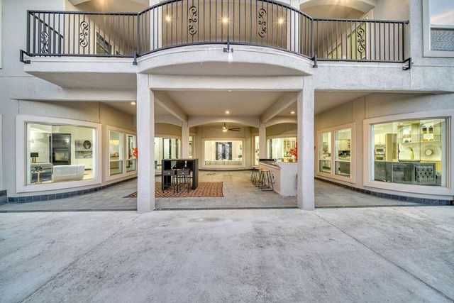 1907 Ray Shell Court, Seabrook, TX 77586