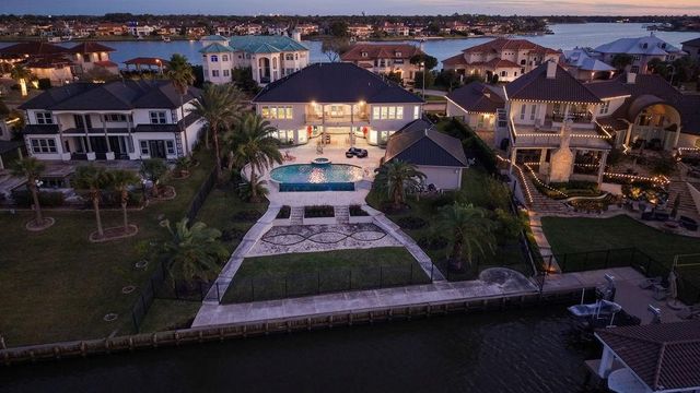 1907 Ray Shell Court, Seabrook, TX 77586