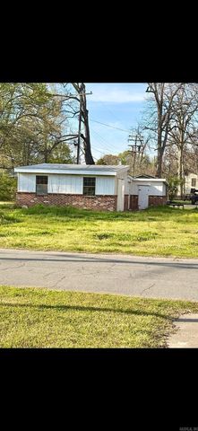 410 S Trotter Street, Dermott, AR 71638