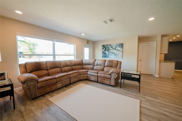 35 STANFORD ROAD, Venice, FL 34293