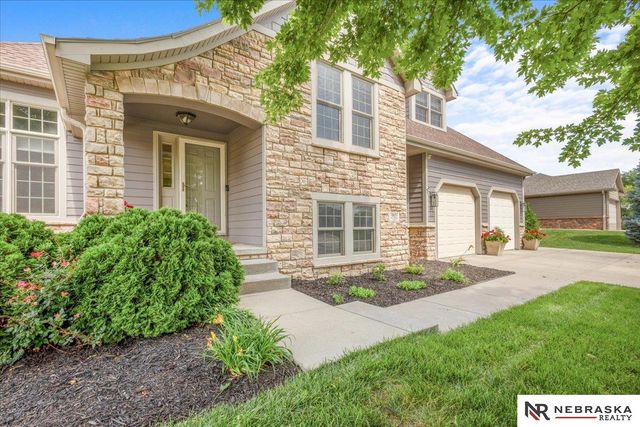 7807 Katrina Lane, Lincoln, NE 68512
