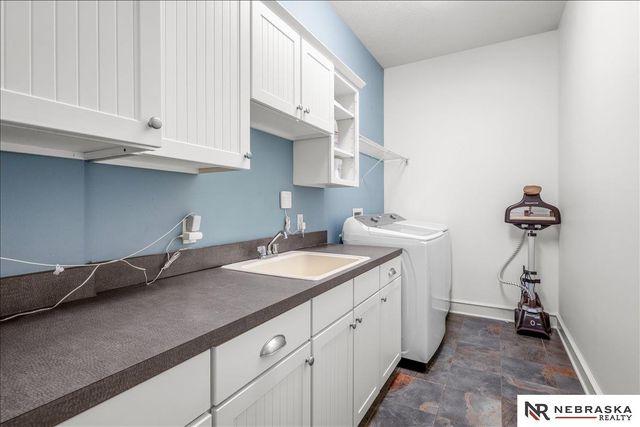 7807 Katrina Lane, Lincoln, NE 68512