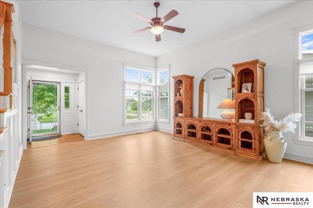 7807 Katrina Lane, Lincoln, NE 68512