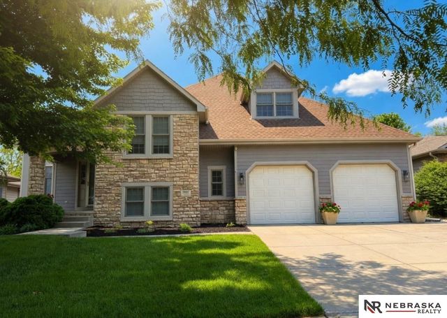7807 Katrina Lane, Lincoln, NE 68512