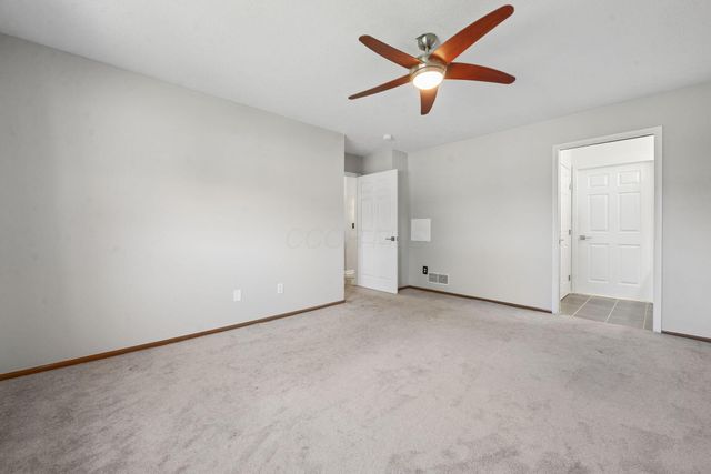 4969 Meadow Run Drive, Hilliard, OH 43026