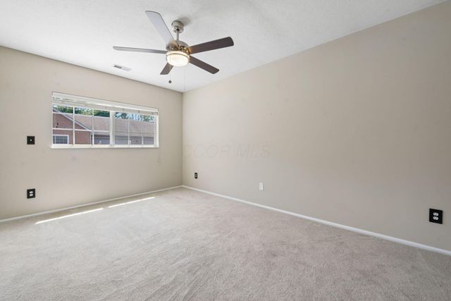 4969 Meadow Run Drive, Hilliard, OH 43026