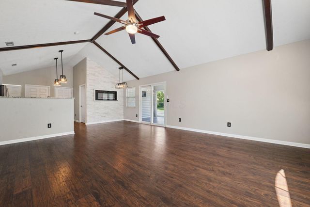 4969 Meadow Run Drive, Hilliard, OH 43026