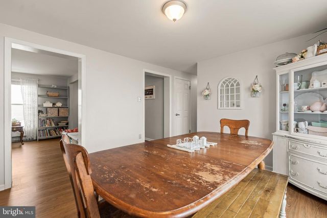 94 TULIP CT, Falling Waters, WV 25419