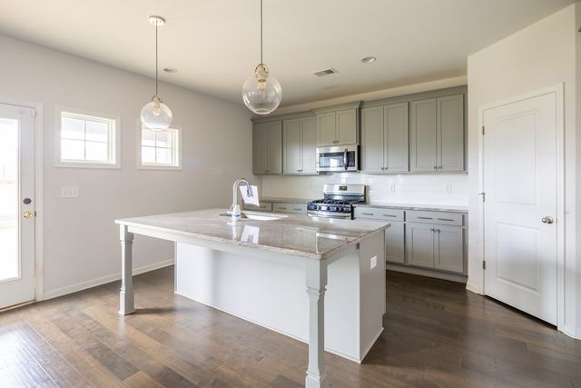 2904 Wyndham Lane, Opelika, AL 36804