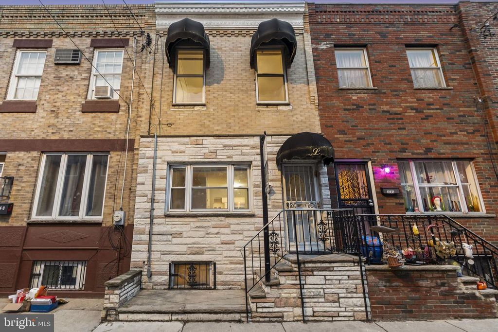 2246 S HICKS ST, Philadelphia, PA 19145