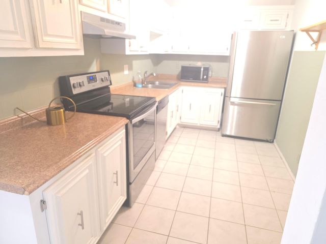 959 SE 2ND Avenue 226, Deerfield Beach, FL 33441