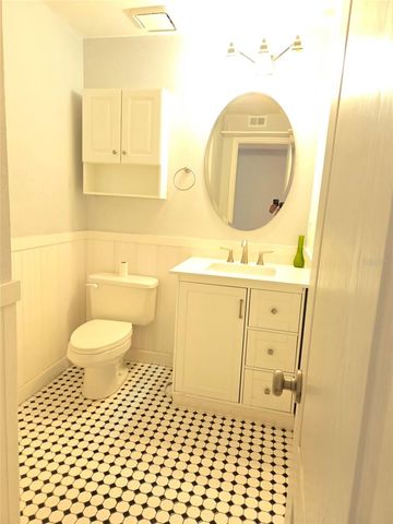 2035 DIXIE BELLE DRIVE 2035J, Orlando, FL 32812