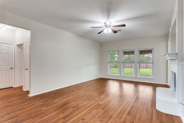 3740 Cove Meadow Lane, Fort Worth, TX 76123