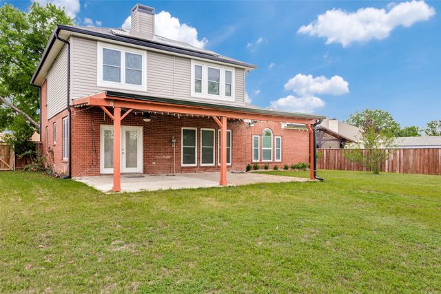 3740 Cove Meadow Lane, Fort Worth, TX 76123