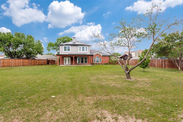 3740 Cove Meadow Lane, Fort Worth, TX 76123