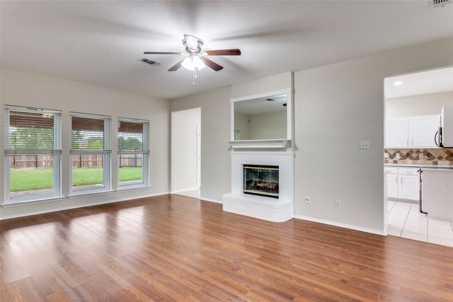 3740 Cove Meadow Lane, Fort Worth, TX 76123