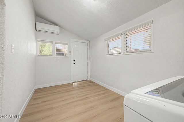 2037 N MITCHELL Street, Phoenix, AZ 85006