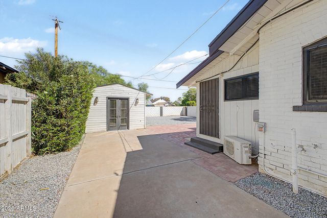 2037 N MITCHELL Street, Phoenix, AZ 85006