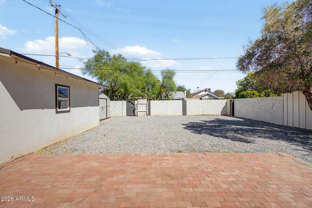 2037 N MITCHELL Street, Phoenix, AZ 85006