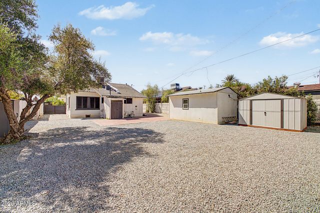 2037 N MITCHELL Street, Phoenix, AZ 85006