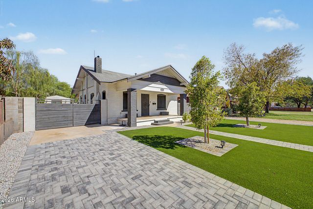 2037 N MITCHELL Street, Phoenix, AZ 85006