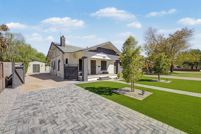 2037 N MITCHELL Street, Phoenix, AZ 85006
