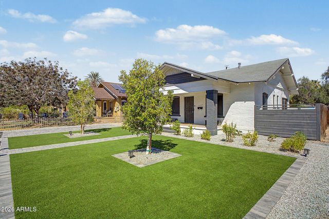2037 N MITCHELL Street, Phoenix, AZ 85006