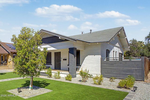 2037 N MITCHELL Street, Phoenix, AZ 85006