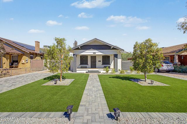 2037 N MITCHELL Street, Phoenix, AZ 85006